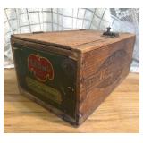 Vintage Del Monte California Fruit Wood Box Muir
