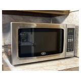 Later 1.3 CU FT Microwave