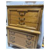 MC Thomasville Dresser w/Jewelry Valet