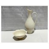 Lennox ivory, pitcher and bowl gold trim. Picture