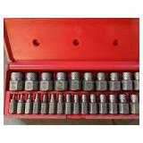 Mac Tools 25pc Screw Extractor Set