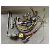 Air Tire Gauges, Inflators & Chucks