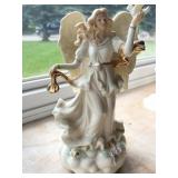 Sankyo Musical Angel With Dove Figurine