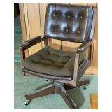 Vintage Swivel Office Chair 37in