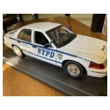 NYPD Ford Crown Victoria Die Cast Police Car