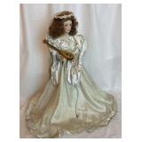 Franklin Heirloom 18ï¿½ Angel Musician Doll