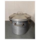 Vintage Grand Waterless Cooker Stock Cook Pot