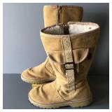 CABELAS SUEDE MESSENGER POCKET RETRO CARGO BOOTS