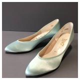 VINTAGE BENZOLLI SATIN POINTED KITTEN HEEL PUMPS