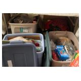 Four totes Christmas - bags, lights, indoor table