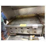 Flat top SS three burner griddle 36" x 29" *no kno