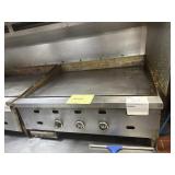 Flat top SS three burner griddle 36" x 29" *no kno