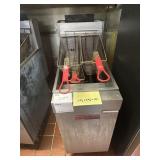 Vulcan double basket fryer with 3 baskets