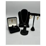 14kt and Diamond Art Deco ring size 4, 14kt white