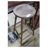 Pine bar stool