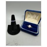 Two sterling rings 5.3gtw incl size 7 pearl & size