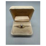14kt Round Diamond Illusion Ring size 8.5 - 5.0 gt