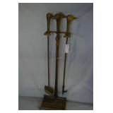 Fireplace Set with Brass duck head theme - 33