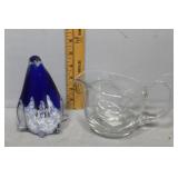 Art glass Penguin, blue & white w/ inner snow