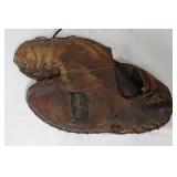 Vintage MacGregor 3 finger Baseball Mitt