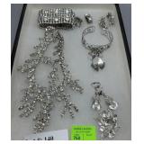 Rhinestone jewelry incl cuff, bracelet, necklace,