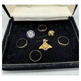 Four 10kt petite rings, 10kt Rotary past