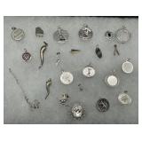 Sterling Pendants - 72.0 gtw - incl piano, 'Brides