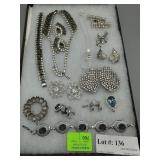 Vintage costume grouping incl necklaces, earrings,