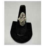 18kt Art deco diamond and emerald ring size 8 -