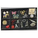 Earrings and Brooch/pendants grouping incl heart,