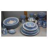 Wedgwood Jasperware - 22 total pcs - incl 6 Christ