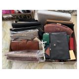 Purse & wallet grouping