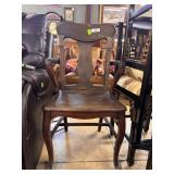 The Guthridge convertible chair & display rack