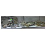 Assortment Seashell art/dï¿½cor incl two shadowboxes