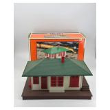 Lionel train station NIB