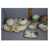 HP Porcelain dresser set (8 pcs) Limoges tray with