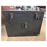 Military tavel trunk with dividers 27" x 24" x
