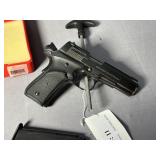 LLAMA MODEL III-A .380 SEMI Serial #07-04-17211-96