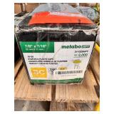 Metabo 7/8"x7/16" staples & plastic caps