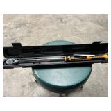 GearWrench 1/2' electronic torque wrench 25-250