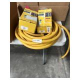 3x$ approx. 50' Dewalt 1/2' air hose & 2 Spectra H