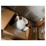 2x$ Scotts multi use cart sprayer 1 box open one