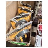 4x$ DeWalt Digital AM/FM hearing protectors