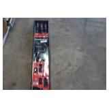 Dominator curved pry bar set - missing pcs