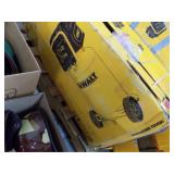 DeWalt Heavy Duty 225 max psi 15 gal upright compr