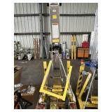 Sumner 2112 Contractor Lift 12/650 lbs