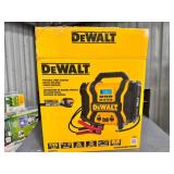 DeWalt 2000 amp jump box, tested turns on