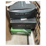 5x$ 2 boxes of Serious Grit Sanding Discs