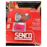 Senco Finish Pro 42XP 15 gauge angled nailer pneum