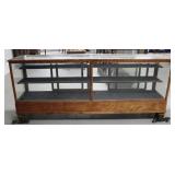 LARGE MAHOGANY SHOW CASE, COUNTER STYLE, GLASS,